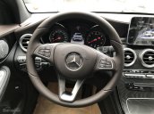 Bán Mercedes GLC 300 sx 2018, màu đen xe giao ngay giá cực rẻ