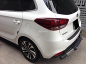 Bán Kia Rondo ĐK 8/2017, số sàn màu trắng xe mới như hãng