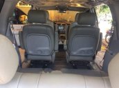 Cần bán gấp Kia Carnival năm sản xuất 2009, màu đen 