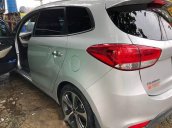 Bán xe Kia Rondo đời 2016, màu bạc