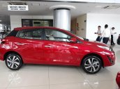 Bán Toyota Yaris 1.5G Nhập khẩu màu đỏ, giao ngay