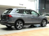 Bán ô tô Volkswagen Tiguan Highlight năm sản xuất 2018, màu bạc, nhập khẩu nguyên chiếc