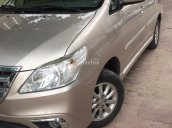 Bán xe Toyota Innova E sản xuất 2013, màu vàng cát xe gia đình màu bạc, cam kết xe đẹp chất lượng