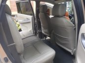 Bán xe Toyota Innova E sản xuất 2013, màu vàng cát xe gia đình màu bạc, cam kết xe đẹp chất lượng