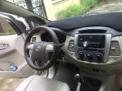 Bán xe Toyota Innova E sản xuất 2013, màu vàng cát xe gia đình màu bạc, cam kết xe đẹp chất lượng