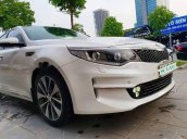 Cần bán lại xe Kia Optima 2.0 ATH sản xuất năm 2017, màu trắng