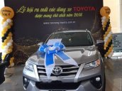 Bán ô tô Toyota Fortuner 2.4G đời 2018, màu bạc