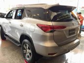 Bán ô tô Toyota Fortuner 2.4G đời 2018, màu bạc