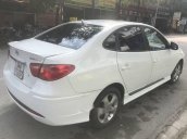 Bán Hyundai Avante sản xuất năm 2014, màu trắng số tự động 