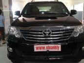 Salon bán xe Toyota Fortuner 2.5G MT đời 2013, màu đen