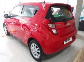 Bán Chevrolet Spark sản xuất năm 2018, màu đỏ, giá tốt