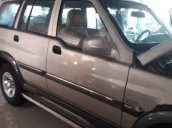 Cần bán xe Ssangyong Musso sản xuất 2004, màu ghi vàng 