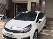 Cần bán xe Kia Rio số sàn, màu trắng, đời 2016, đăng kí 2017