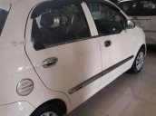 Cần bán Chevrolet Spark sản xuất 2008, xe đẹp, đồng sơn máy móc còn tốt