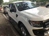 Bán Ford Ranger đời 2013, màu trắng, xe mua từ mới, chính chủ sử dụng