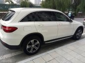 Gia đình cần bán GLC250 Đk 2017, màu trắng mới keng xà ben