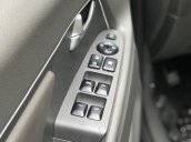 Cần bán xe Kia Sportage 2.0 AT sản xuất năm 2013, màu bạc, xe nhập