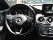 Cần bán Mercedes CLA 200 năm Sx 2015, màu bạc, nhập khẩu