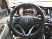 Cần bán Hyundai Tucson 2.0 AT sản xuất năm 2015, màu nâu, xe nhập