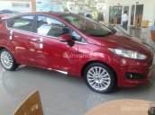 Bán Ford Fiesta 1.5L 5 chỗ 2018, tặng bảo hiểm vật chất, hỗ trợ vay lên đến 80%, trả trước 100tr