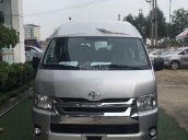 ** HOt ** Toyota Hiace 2018, giá rẻ nhất thị trường. Toyota Bắc Ninh - LH 0938766544