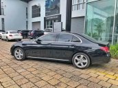 Cần bán xe Mercedes E250 đời 2016, màu đen