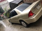 Em bán Ford Laser, bán đủ túi khí ABS