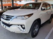 Cần bán xe Toyota Fortuner 2.4G đời 2018, màu trắng, giá tốt