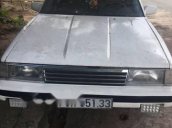 Cần bán xe Toyota Camry đời 1986, màu trắng, giá chỉ 40 triệu