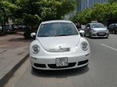 Bán Volkswagen New Beetle 1.6AT sản xuất 2010, màu trắng, xe nhập