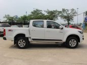 Cần bán xe Chevrolet Colorado năm sản xuất 2018, màu trắng, 594tr