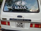 Cần bán Lada Niva1600 đời 1995, màu trắng, 78 triệu