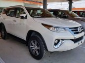 Cần bán xe Toyota Fortuner 2.4G đời 2018, màu trắng, giá tốt