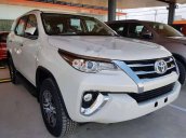 Cần bán xe Toyota Fortuner 2.4G đời 2018, màu trắng, giá tốt