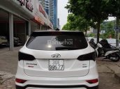 Cần bán Hyundai Santa Fe 2.4L đời 2017, màu trắng, odo 1 vạn, biển HN siêu đẹp