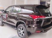 Cần bán Toyota Fortuner đời 2019, giá thấp nhất thị trường, có xe giao ngay