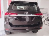 Cần bán Toyota Fortuner đời 2019, giá thấp nhất thị trường, có xe giao ngay