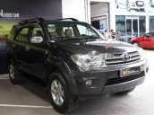 Bán Toyota Fortuner G 2.5MT 2012, màu xám