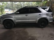 Cần bán xe Toyota Fortuner sản xuất 2016, màu bạc, giá tốt