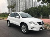 Bán xe Volkswagen Tiguan sản xuất 2009, màu trắng, nhập khẩu nguyên chiếc chính chủ, 610 triệu