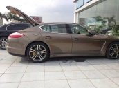 Bán Porsche Panamera sản xuất năm 2011, màu nâu, giá tốt