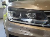 Bán Volkswagen Touareg vàng cát, có sẵn - liên hệ ngay để có giá tốt nhất 0968028344