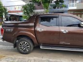 Cần bán Nissan Navara NP 300 đời 2015, màu nâu, nhập khẩu nguyên chiếc 