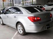 Bán Chevrolet Cruze LT 1.6MT năm 2016, màu bạc