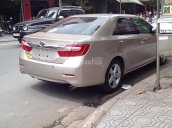 Cần bán Toyota Camry 2.5Q năm sản xuất 2014, màu bạc chính chủ