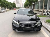 Cần bán lại xe Mercedes-Benz E class năm 2015 màu đen, 1 tỷ 399triệu