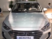 Hyundai Elantra 1.6 MT 2018, khuyến mãi cực lớn, hỗ trợ vay 85%. Hotline đặt xe: 0935.90.41.41 - 0948.94.55.99