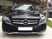 Cần bán Mercedes C200 sản xuất năm 2015, màu đen