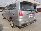 Cần bán xe Toyota Innova 2.0G năm 2011, màu bạc như mới, giá 480tr