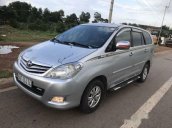 Bán xe Toyota Innova năm sản xuất 2007, màu bạc 